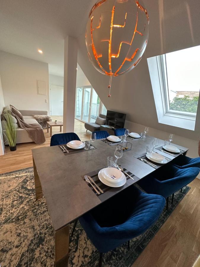 וינה New Apartment With Spacious Balcony 18 מראה חיצוני תמונה